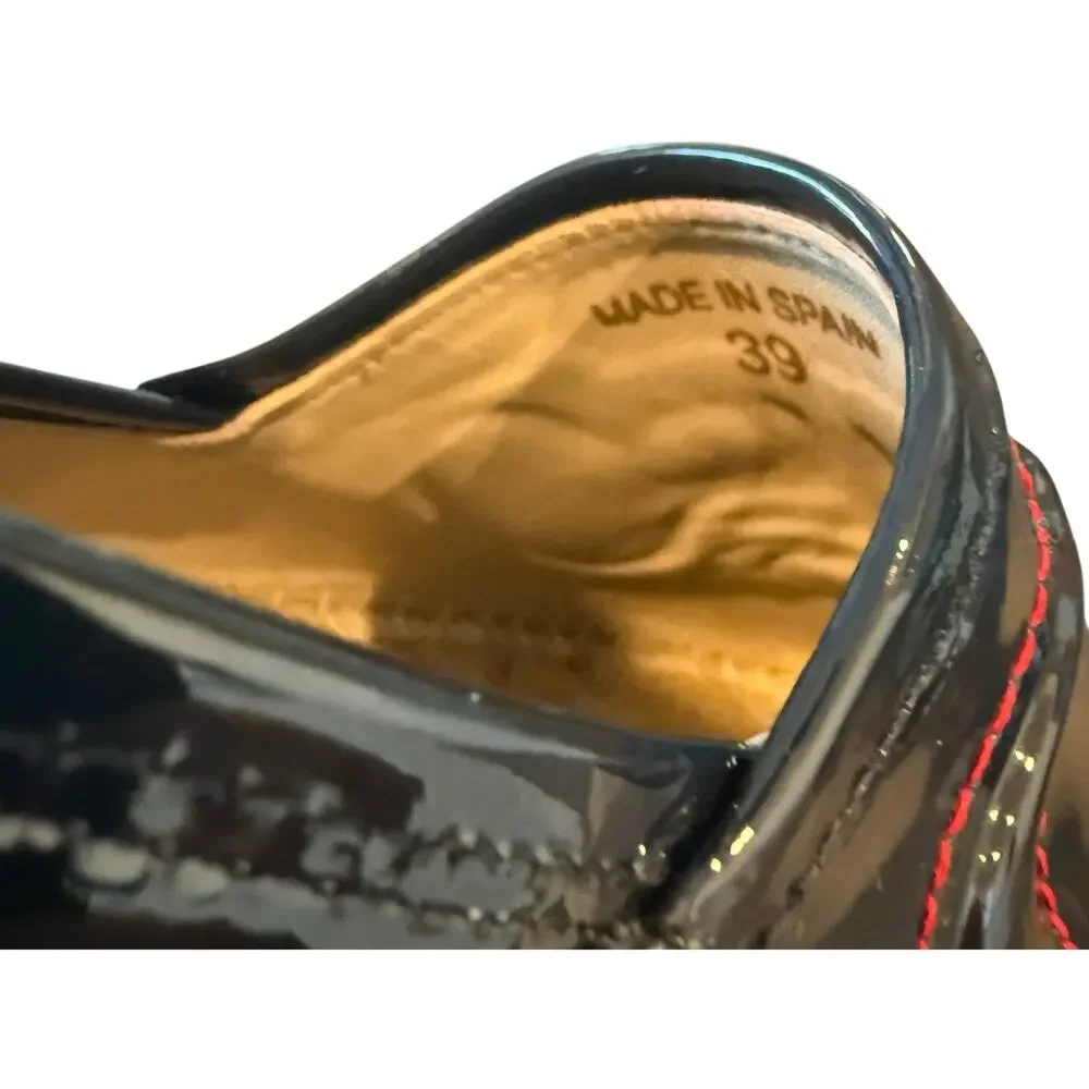 CH Carolina Herrera Initials Insignia Patent Leather Espadrilles Flats Size 39
